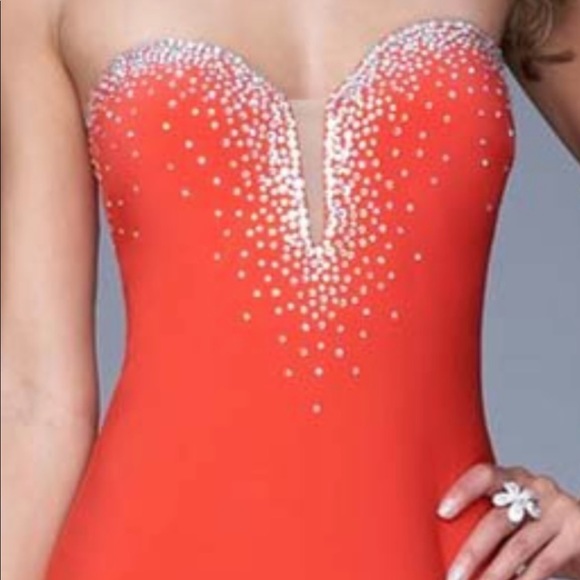Strawberry Rhinestone-Scatter
Open-Back Strapless Gown • - Picture 4 of 8